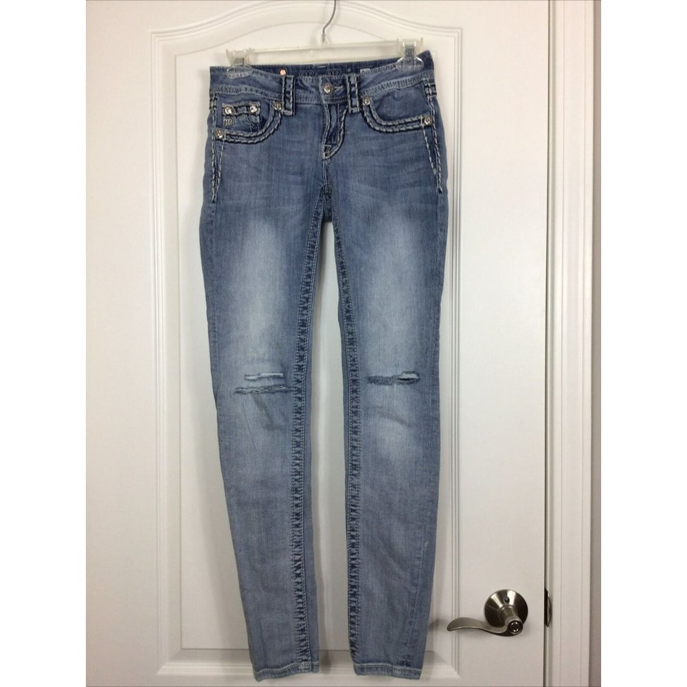 Miss Me Women's Signature Stitched Skinny Jeans, Light Wash Distressed, …